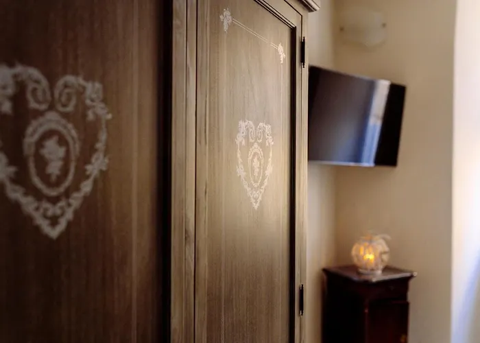 Bed & Breakfast Nelle Favole The Classic 4*