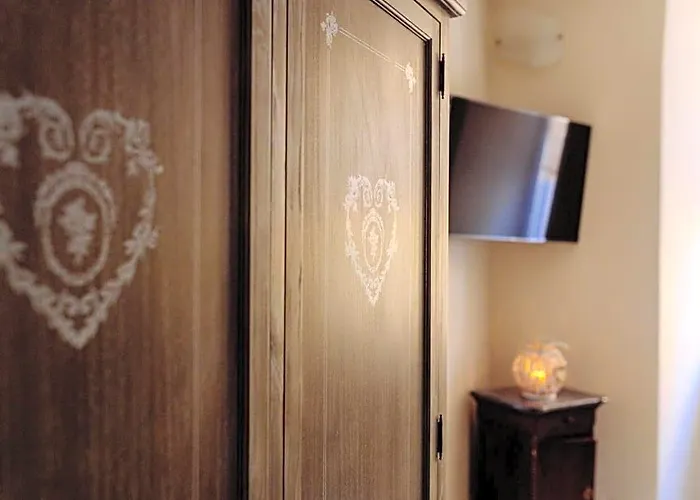Nelle Favole The Classic Bed & Breakfast 4*