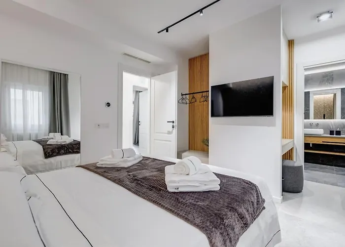 Bed & Breakfast Nelle Favole The Classic 4*