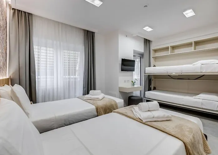 Bed & Breakfast Nelle Favole The Classic Rome